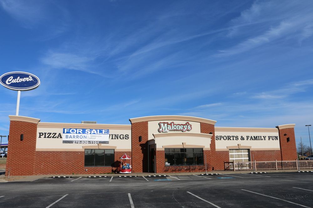 Fully Functional Stand Alone Restaurant - Prime Location: 3030 Highland Pointe Dr, Owensboro, KY 42303